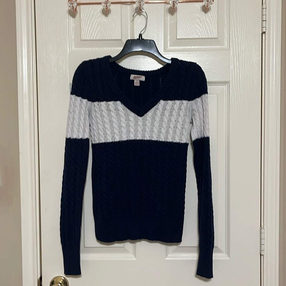 Arizona Jeans Company Color Block Sweater